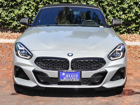 Used 2021 BMW Z4 sDrive30i w/ M Sport Package RWD image 2