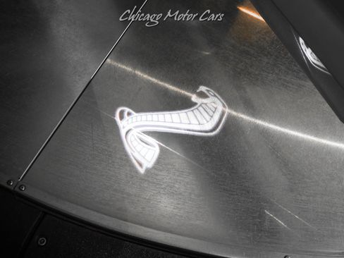 Used 2022 Ford Mustang Shelby GT500 w/ Carbon Fiber Track Pack RWD image 28