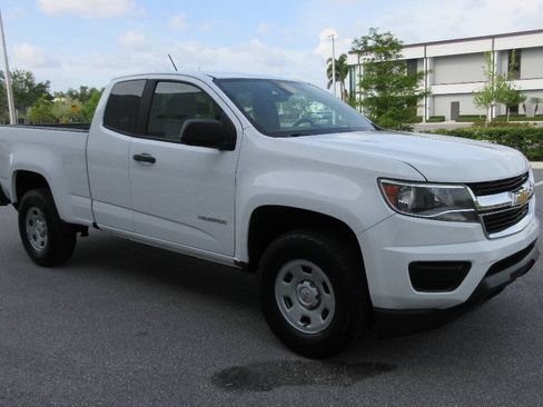 Used 2018 Chevrolet Colorado W/T w/ WT Convenience Package RWD image 7