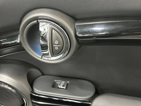 Certified 2024 MINI Cooper S w/ Seaside Edition FWD image 19