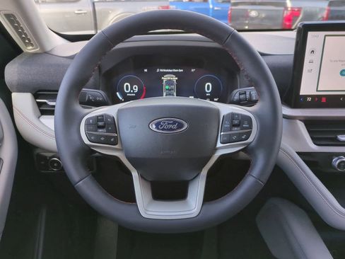 New 2026 Ford Explorer Active w/ Active Comfort Package image 24