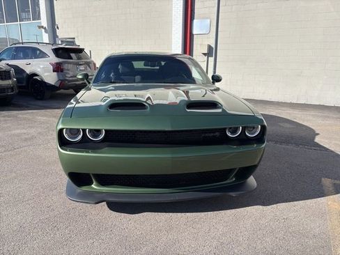 Used 2021 Dodge Challenger SRT Hellcat image 3