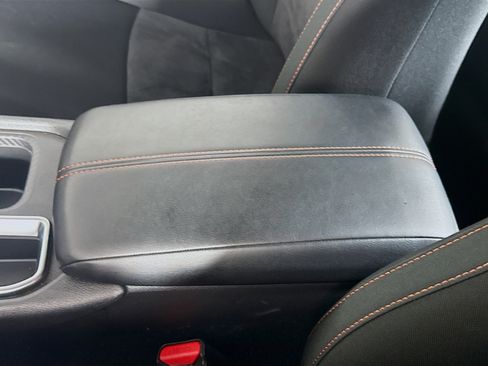 Used 2025 Nissan Sentra SR FWD image 18