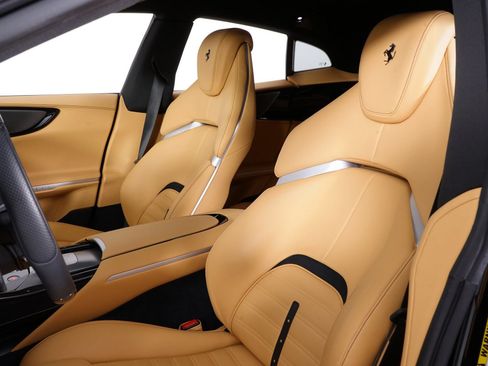 Used 2024 Ferrari Purosangue AWD/4WD image 25