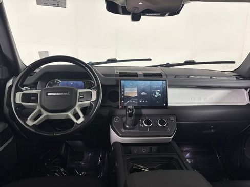 Used 2022 Land Rover Defender 110 AWD/4WD image 22