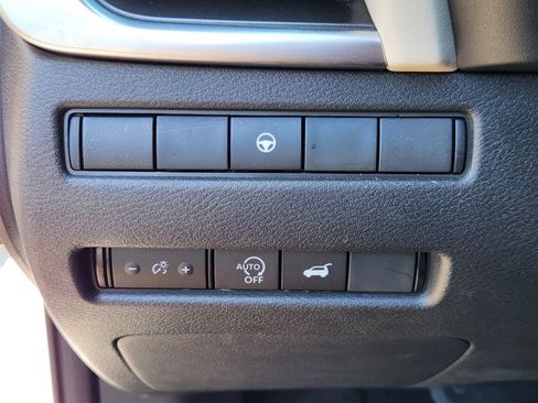 Certified 2023 Nissan Rogue SV w/ SV Premium B Package AWD/4WD image 24
