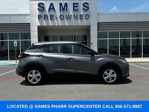 Used 2024 Nissan Kicks S FWD image 3