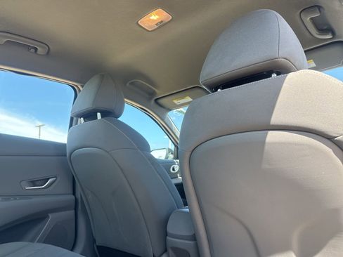 Used 2026 Hyundai Elantra Sport image 32