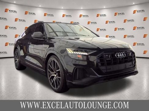 Used 2019 Audi Q8 Prestige AWD/4WD image 6