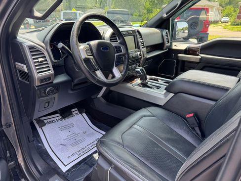 Used 2015 Ford F150 Platinum w/ Equipment Group 701A Luxury AWD/4WD image 11