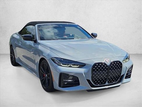 Used 2024 BMW 430i Convertible w/ M Sport Package RWD image 3