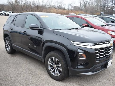 Used 2025 Chevrolet Equinox LT FWD image 11