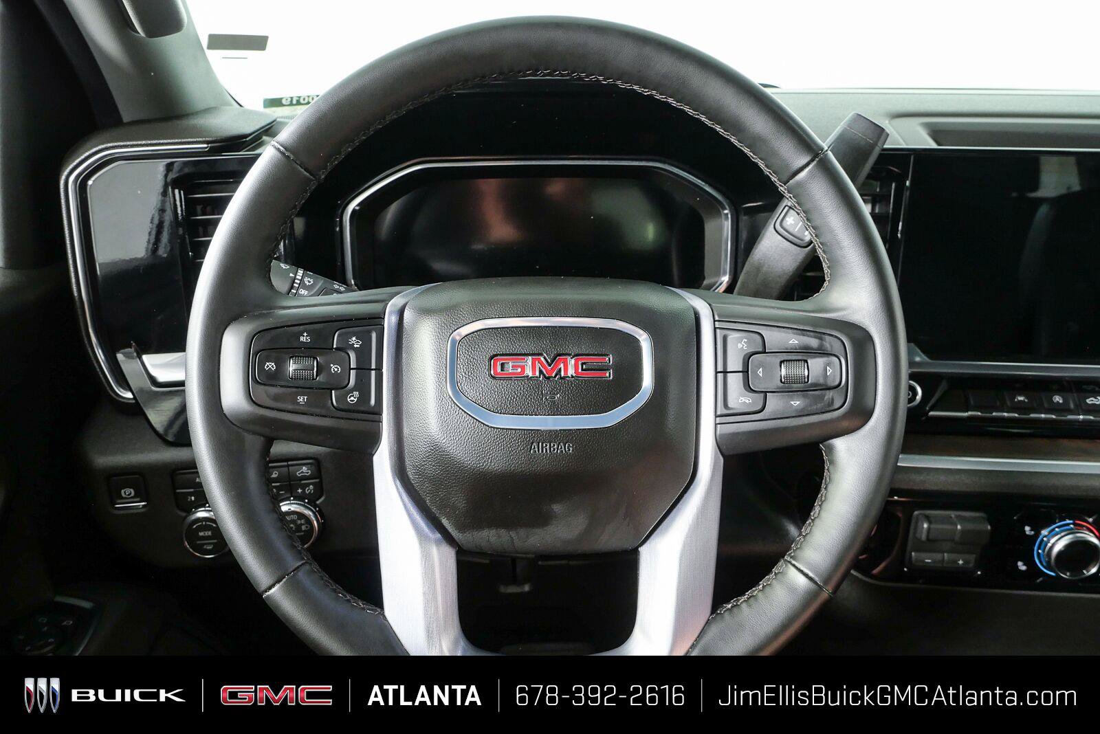Used 2026 GMC Sierra 1500 SLT AWD/4WD image 9