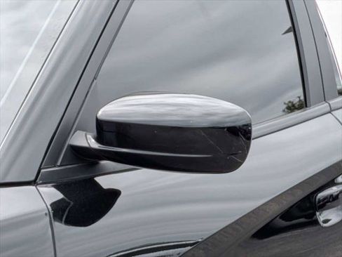 Certified 2023 Dodge Charger GT image 9