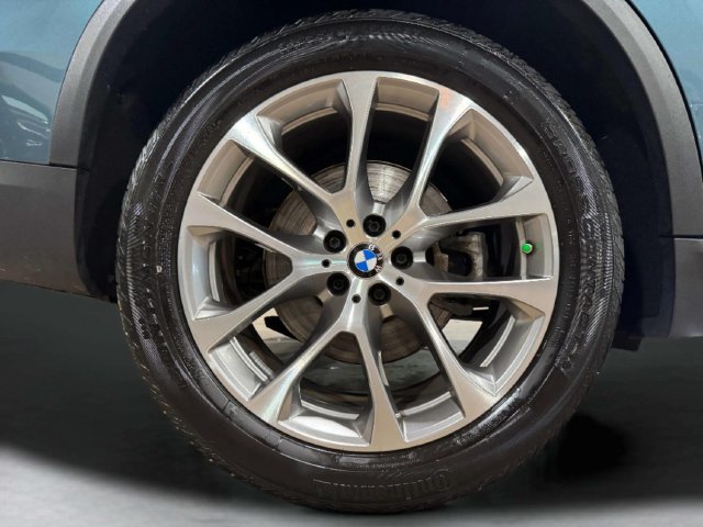 Used 2026 BMW X5 xDrive40i AWD/4WD image 33