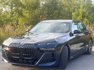 Used 2026 BMW 740i xDrive video 3