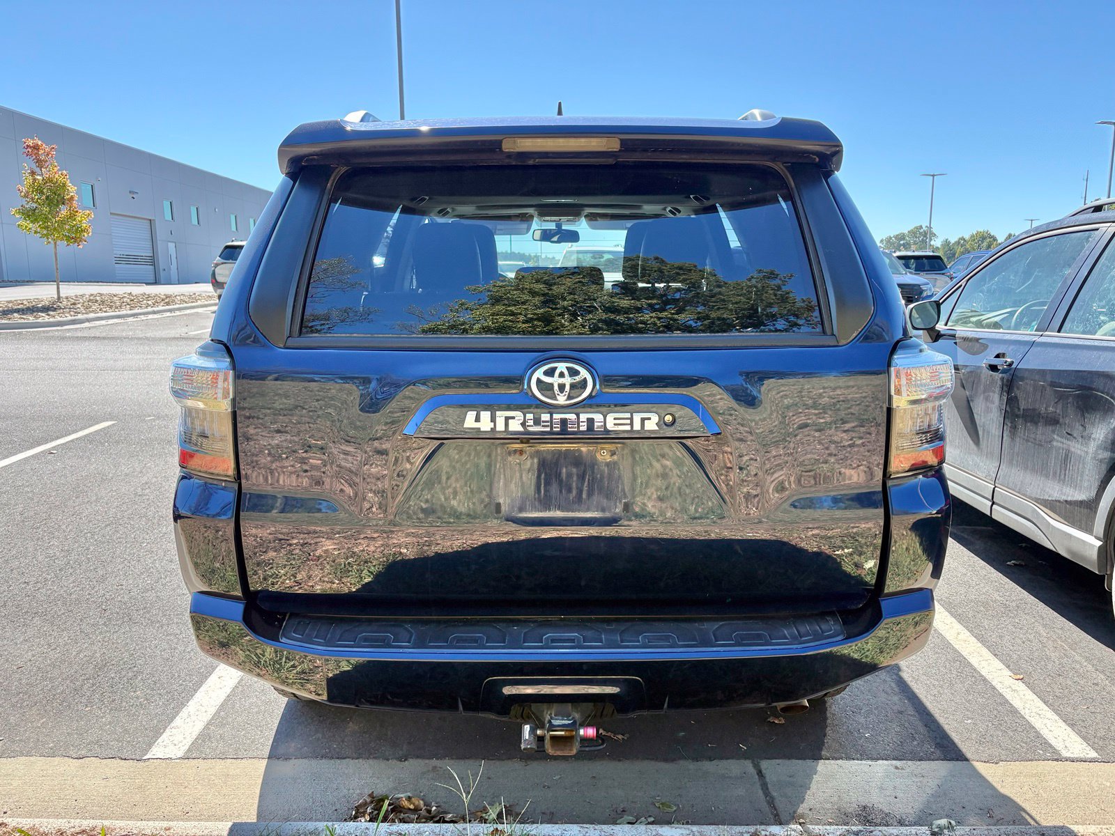 Used 2016 Toyota 4Runner SR5 Premium AWD/4WD image 5