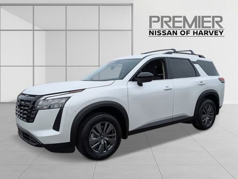 New 2026 Nissan Pathfinder SV w/ Cargo Package FWD image 1