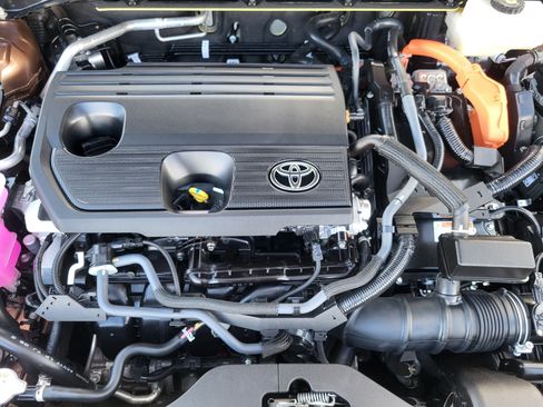 Certified 2026 Toyota Crown AWD/4WD image 24