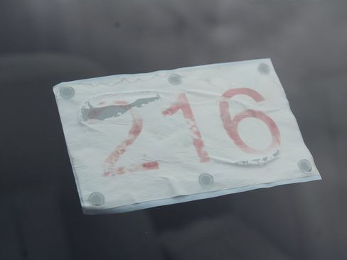 Used 2011 Mercedes-Benz E 550 4MATIC Sedan image 10