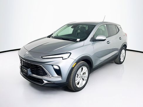 Used 2025 Buick Encore GX Preferred image 3
