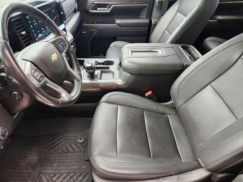 Used 2022 Chevrolet Silverado 1500 LTZ image 11