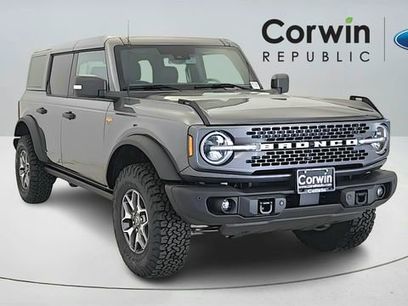 New 2025 Ford Bronco Badlands