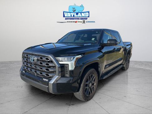 Used 2024 Toyota Tundra Platinum AWD/4WD image 20