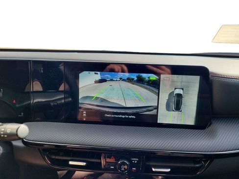 New 2026 Nissan Kicks SR w/ Cold Weather Package image 17