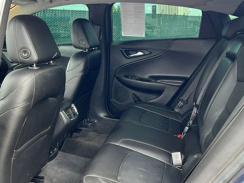 Used 2018 Chevrolet Malibu LT w/ True North Edition FWD image 12