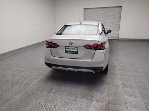 Used 2025 Nissan Versa SV FWD image 7