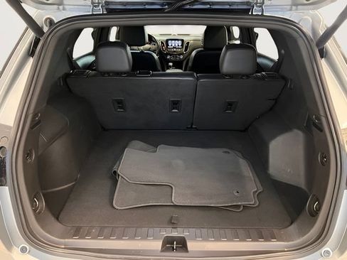 Certified 2023 Chevrolet Equinox RS w/ RS Leather Package AWD/4WD image 9