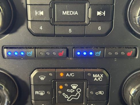 Used 2017 Ford Expedition Limited w/ Equipment Group 301A image 32