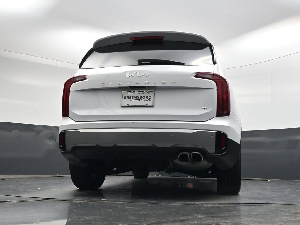 Used 2025 Kia Telluride S AWD/4WD image 37