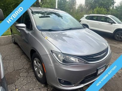 Used 2017 Chrysler Pacifica Premium