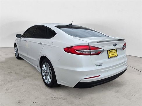 Used 2019 Ford Fusion Energi Titanium image 3