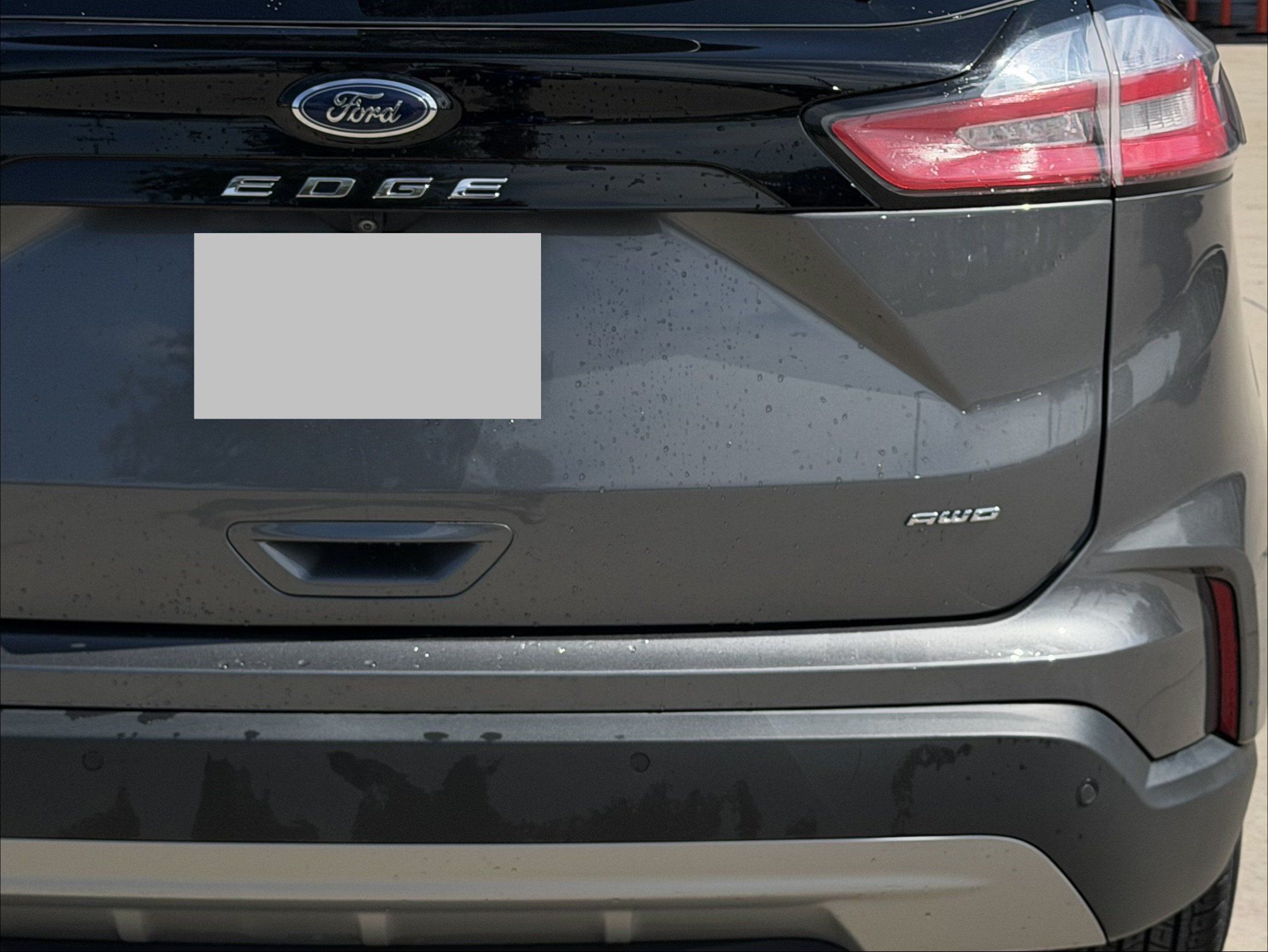 Used 2024 Ford Edge SEL AWD/4WD image 6