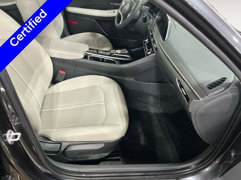 Certified 2023 Hyundai Sonata SEL FWD image 16