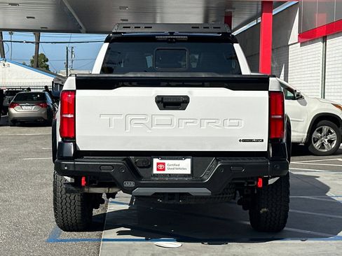 Certified 2025 Toyota Tacoma TRD Pro AWD/4WD image 5
