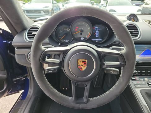 Certified 2020 Porsche 718 Cayman GT4 RWD image 33