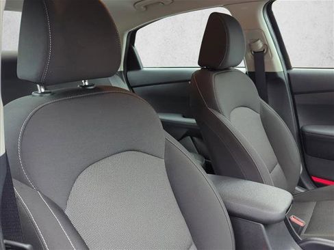 Used 2024 Kia Forte LXS image 22