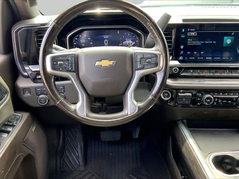 Used 2024 Chevrolet Silverado 2500 LTZ w/ LTZ Plus Package AWD/4WD image 5