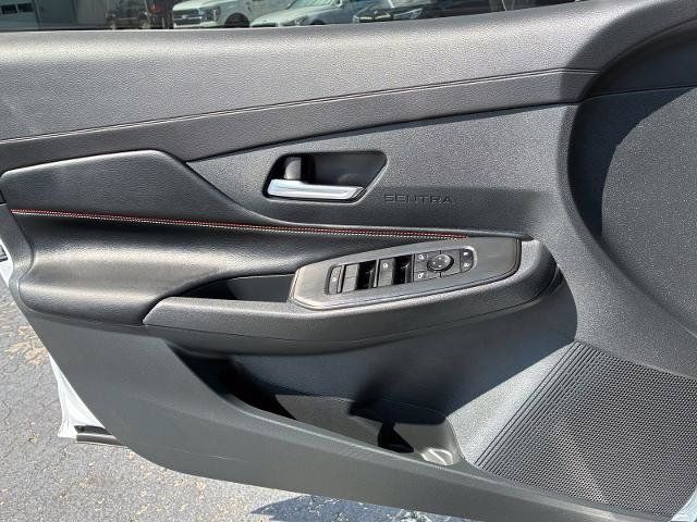 Used 2026 Nissan Sentra SR w/ Floor Mat Package FWD image 12