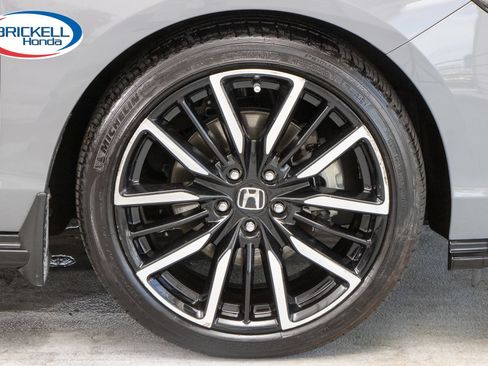 Certified 2025 Honda Accord Touring image 35