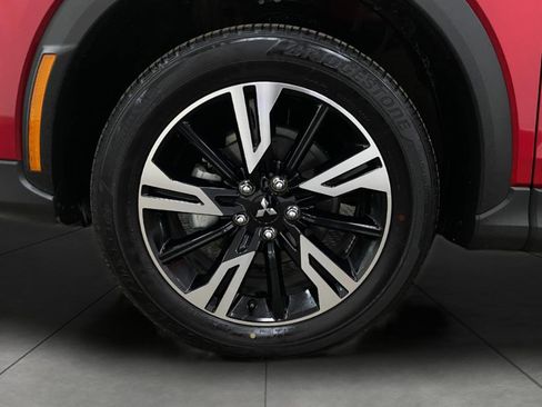 Used 2024 Mitsubishi Eclipse Cross SE image 13