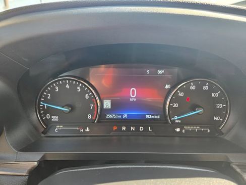 Used 2024 Ford Explorer Limited w/ Equipment Group 301A AWD/4WD image 18