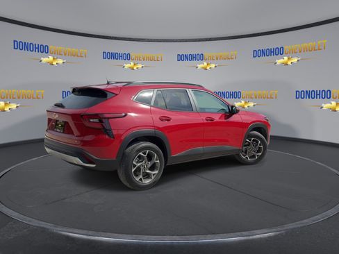 New 2026 Chevrolet Trax LT FWD image 11