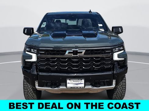 New 2026 Chevrolet Silverado 1500 ZR2 w/ Dark Appearance Package AWD/4WD image 8