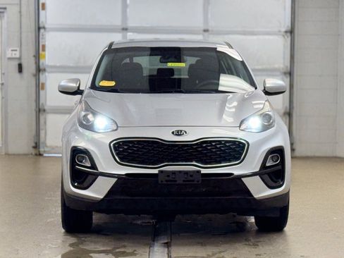 Used 2021 Kia Sportage LX image 2