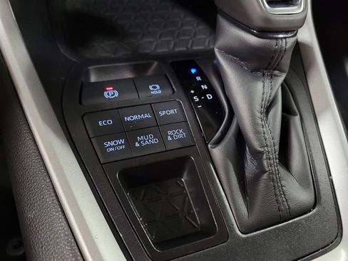Used 2025 Toyota RAV4 XLE Premium w/ Weather Package AWD/4WD image 15